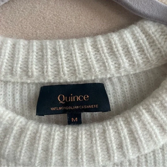 Quince Mongolian Cashmere Fisherman Crewneck Sweater Ivory size M Timeless Soft - Picture 3 of 16